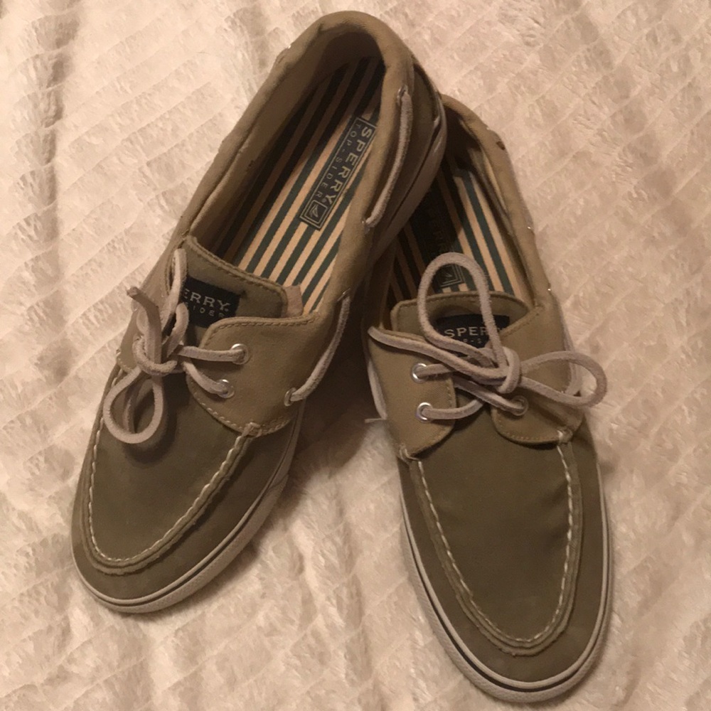 Sperry Topsiders size 9